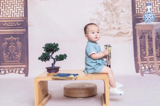 承德宝宝几个月笑出声